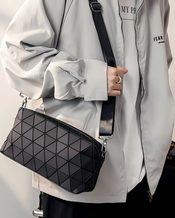 BRYNOR Geometric Diamond Crossbody Bag product photo