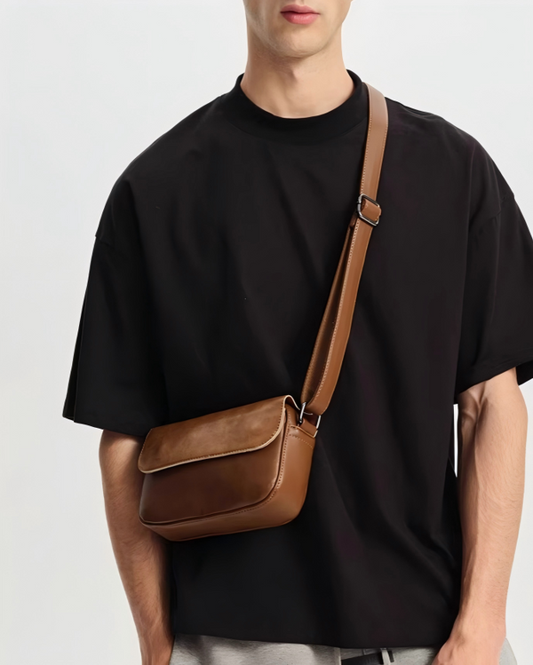 BRYNOR Retro Minimalist Leather Crossbody Bag product photo