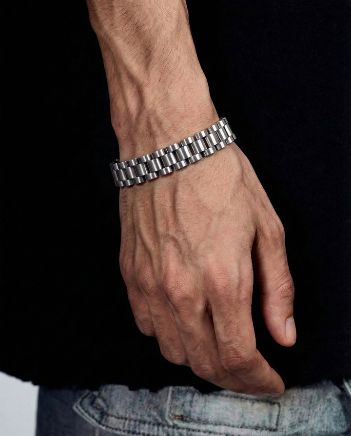 Additional product image of Chunky Chain Bracelet