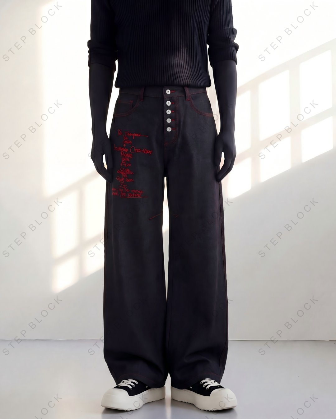 STEP BLOCK MT046 vintage black washed baggy jeans with red embroidery patches