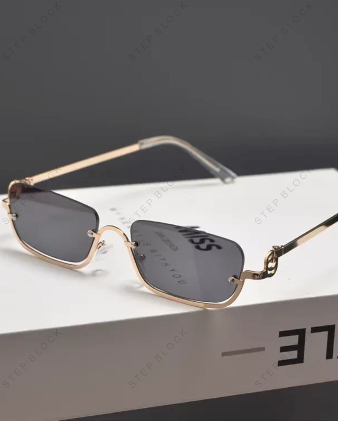 STEP BLOCK AC179 Slim Square Tinted Sunglasses 