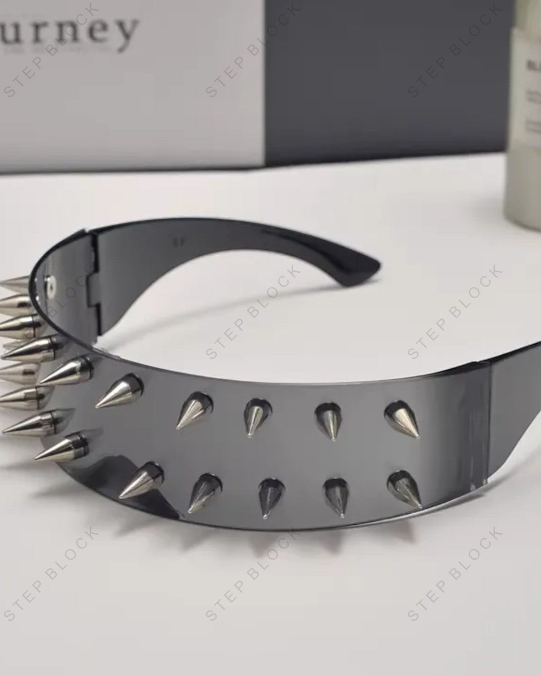 STEP BLOCK AC176 Spiked Wrap-Around Sunglasses 