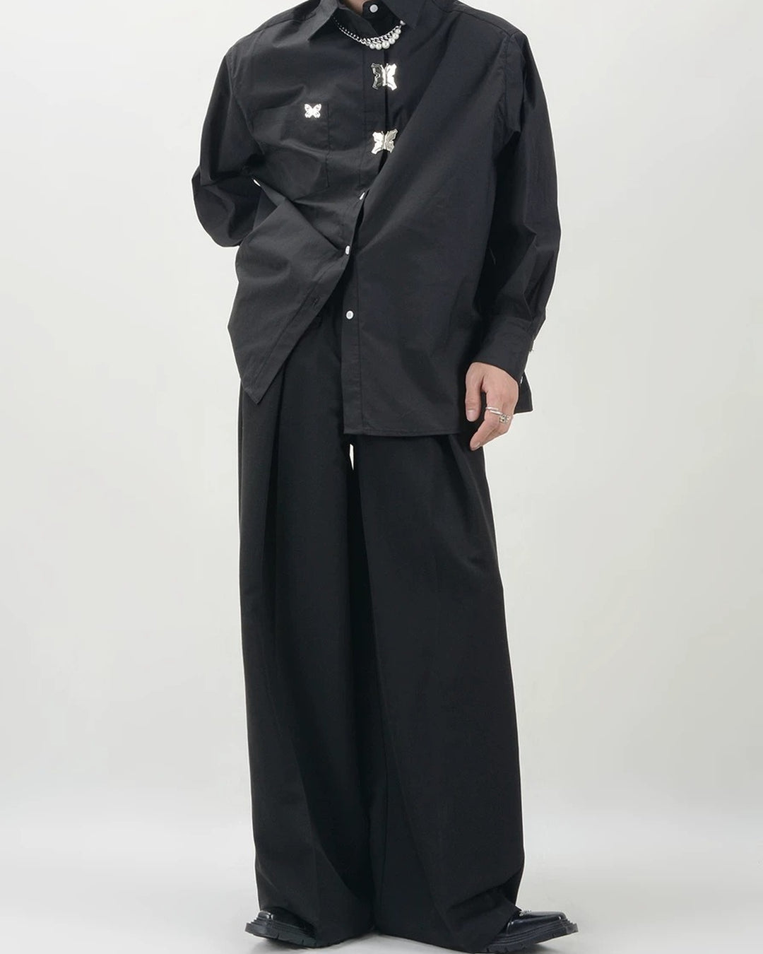 Additional product image of Butterfly Detail Loose Fit Shirt