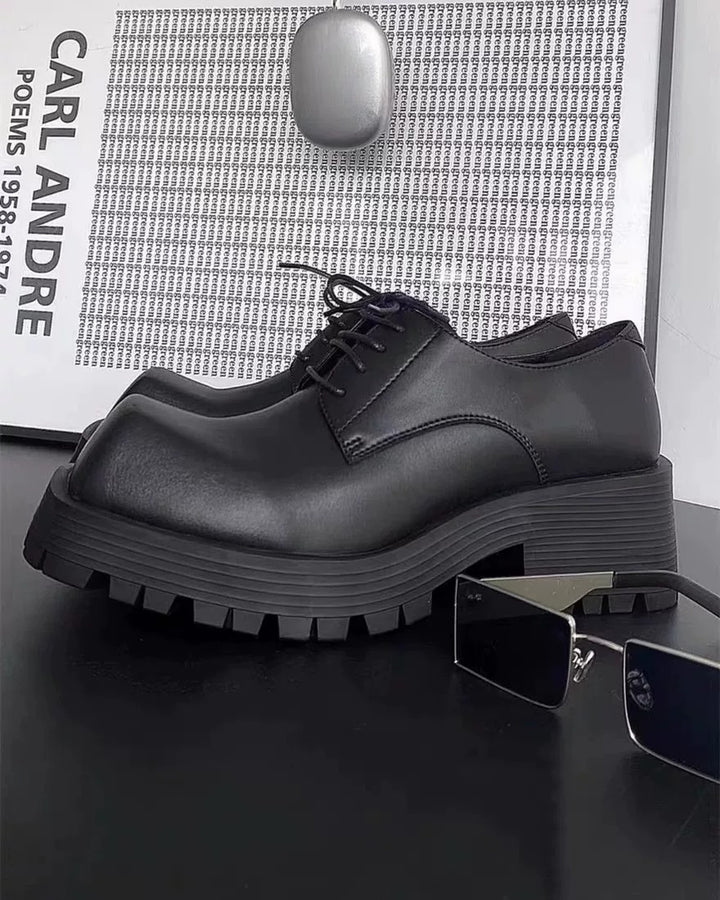 Close-up sole detail of Black Leather Chunky Platform Gothic Shoes