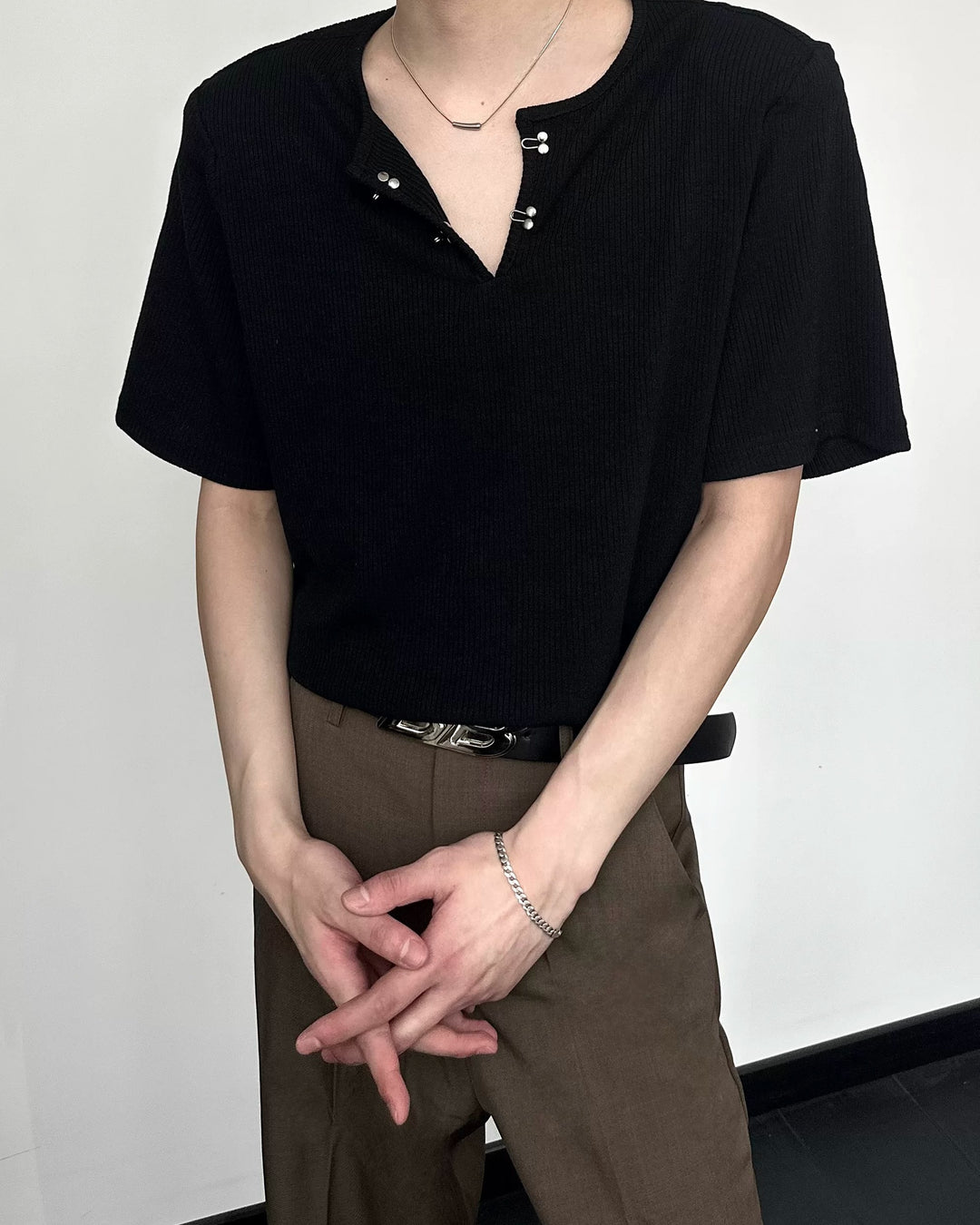 Additional product image of Ribbed V-Neck Oversized T-Shirt