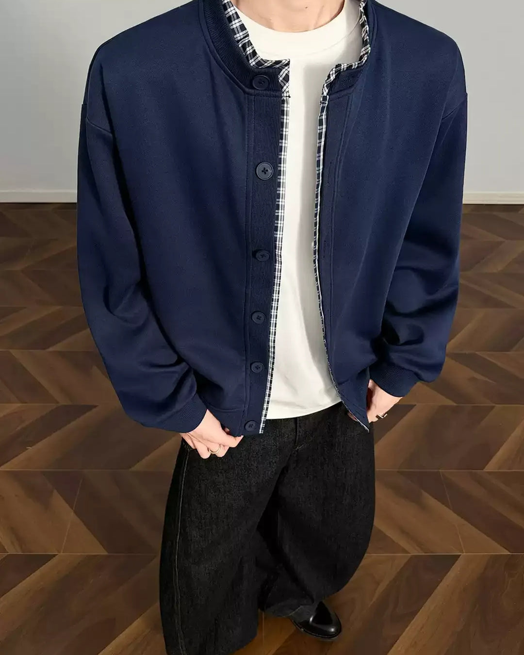 Additional product image of Contrast Collar Oversized Knit Cardigan