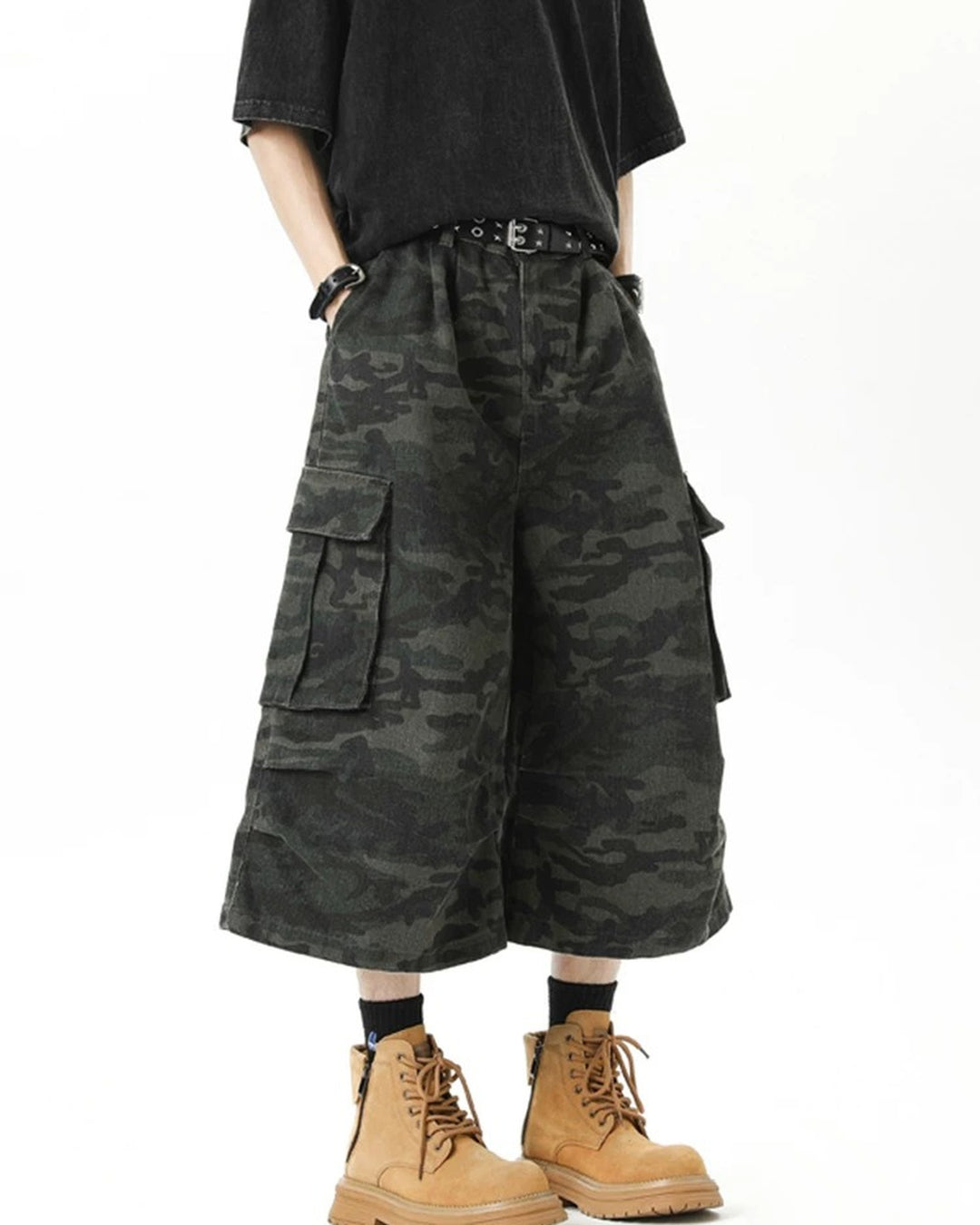 BRYNOR Camo Cargo Wide Leg Shorts product photo
