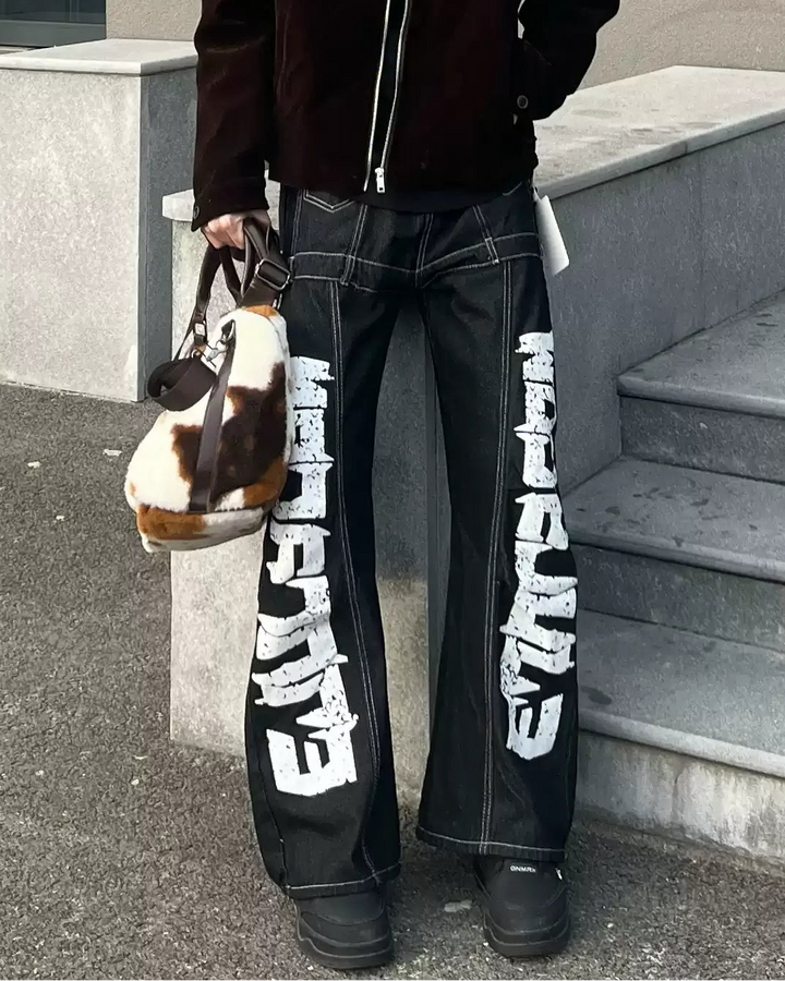 Side Text Embroidered Baggy Jeans