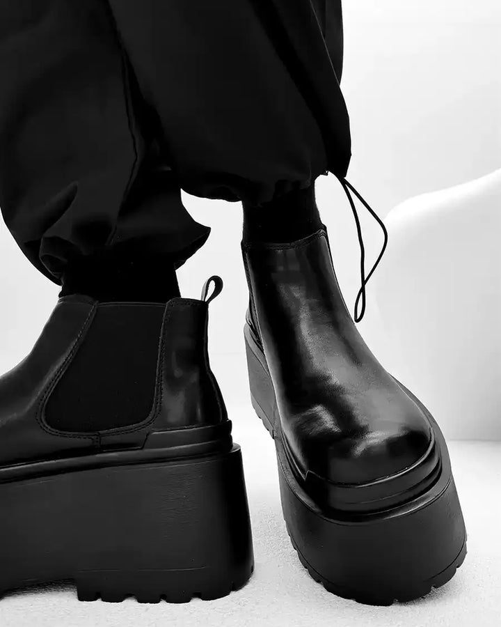 Additional product image of Black Leather Chunky Platform Chelsea Shoes