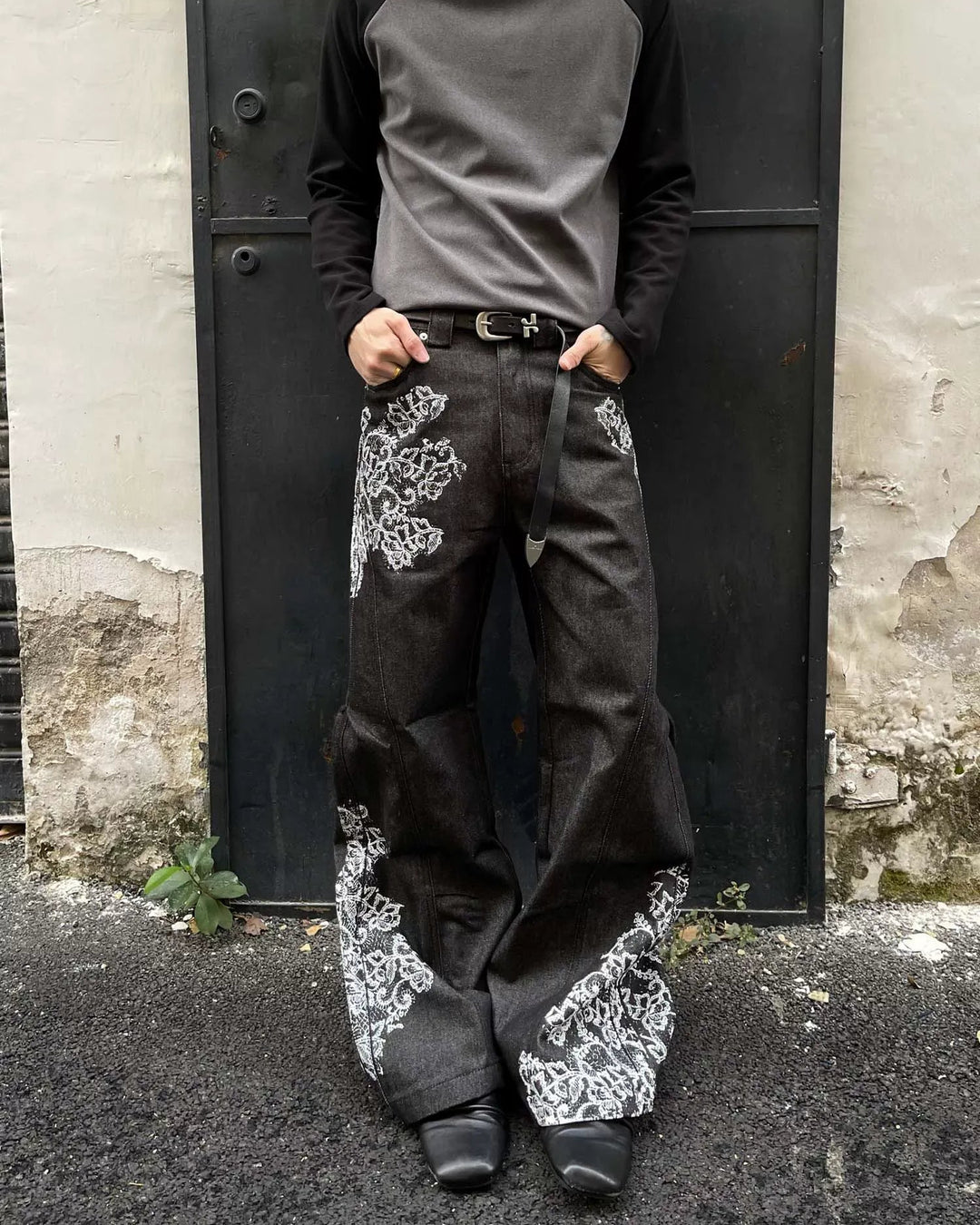Floral Embroidered Black Baggy Jeans