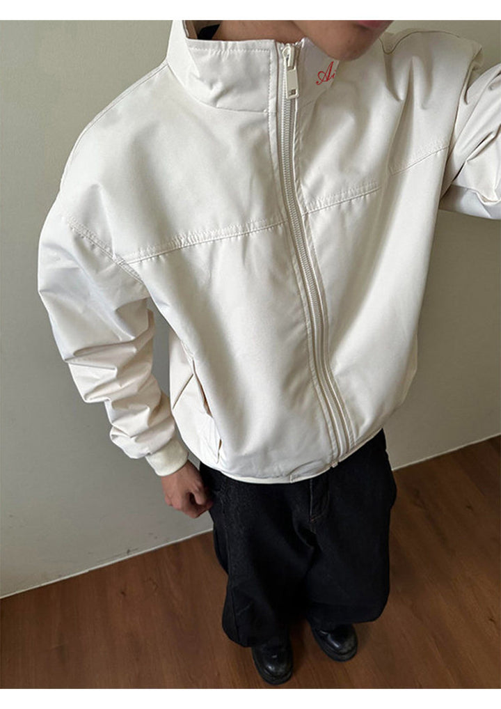 Utility bomber jacket, front view of the white jacket