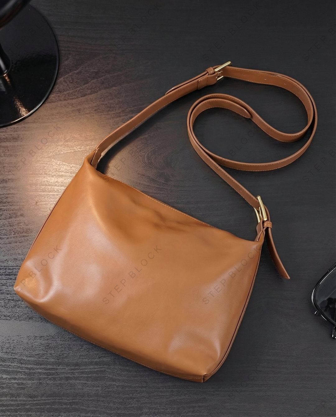 STEP BLOCK AC074 Oversized Tan Leather-Look Crossbody &amp; Shoulder Bag