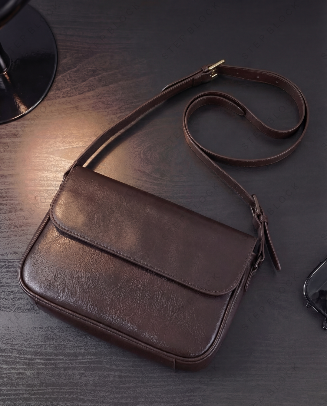 STEP BLOCK Ac082 Retro Minimalist Leather Crossbody Bag